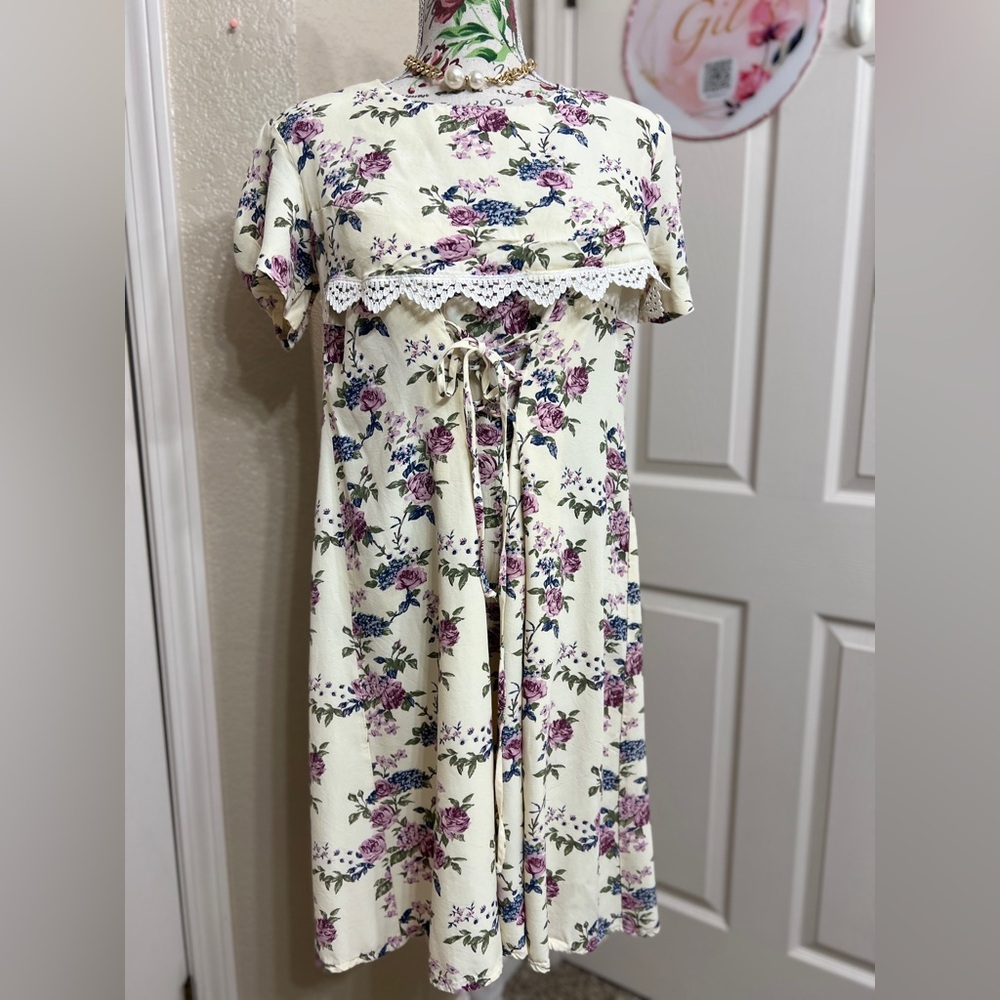 Whirlaway Frocks Vintage 80’s Cream Dress with Purple Floral Design